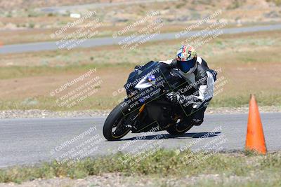 media/Apr-23-2023-TrackXperience (Sun) [[90816c9ee1]]/Level 2/session 2 turn 11/